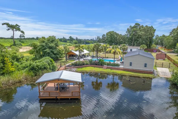 $950,000 | 126 Fire Lane, Cross, SC 29436