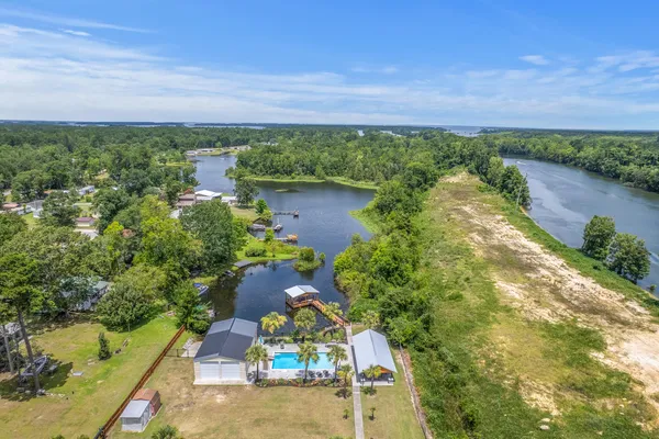 $950,000 | 126 Fire Lane, Cross, SC 29436
