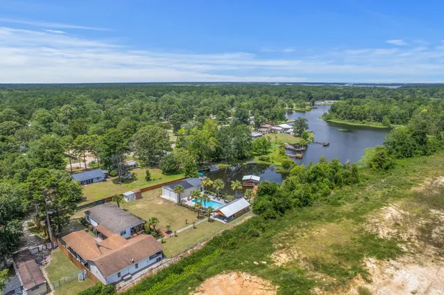 $1,000,000 | 126 Fire Lane, Cross, SC 29436