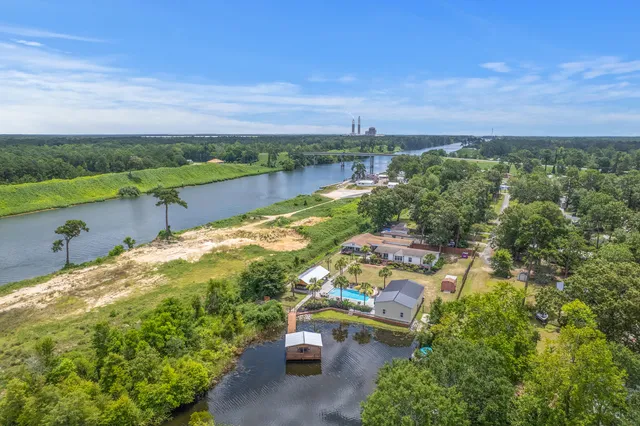 $1,000,000 | 126 Fire Lane, Cross, SC 29436