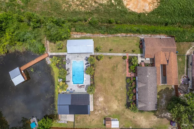 $1,000,000 | 126 Fire Lane, Cross, SC 29436