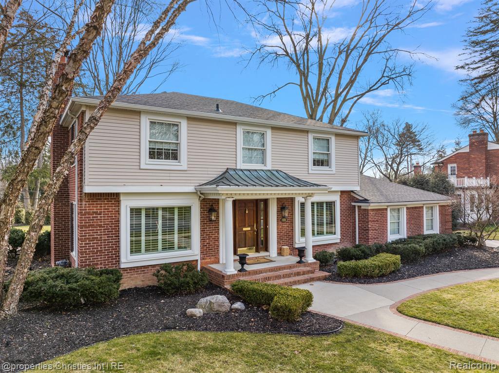 600 Covington Road Bloomfield Hills, MI 48301 - Photo 3 of 63