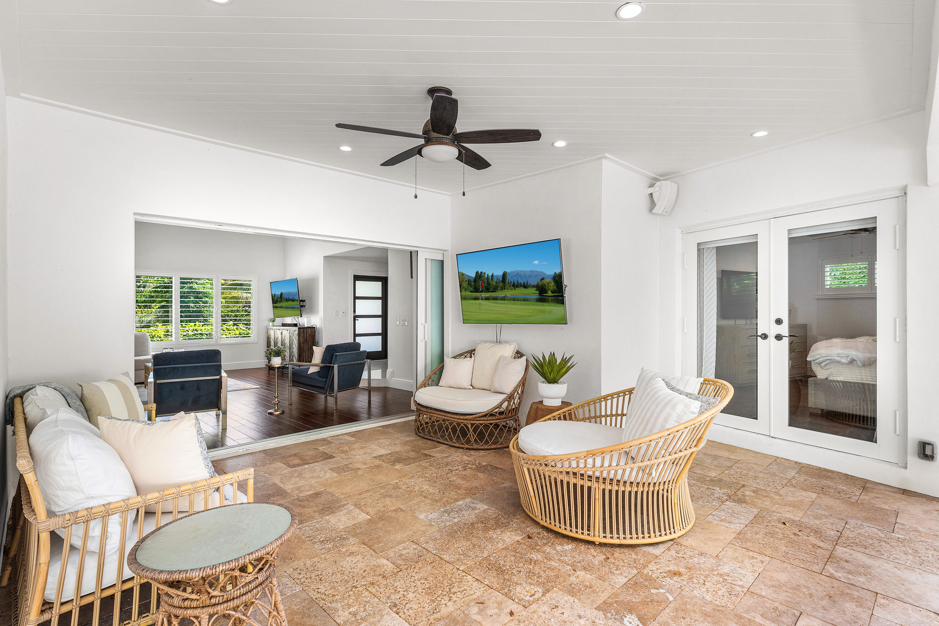 6130 Ridge Lane Ocean Ridge, FL 33435 - Photo 21 of 30 Vanishing Sliding Doors