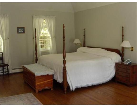 14 Virginia Ridge Road Sudbury, MA 01776 - Photo 21 of 30 Gallery Image 21