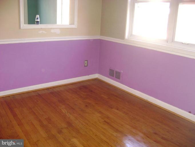 8323 12th Avenue Silver Spring, MD 20903 - Photo 7 of 7 Dining Area