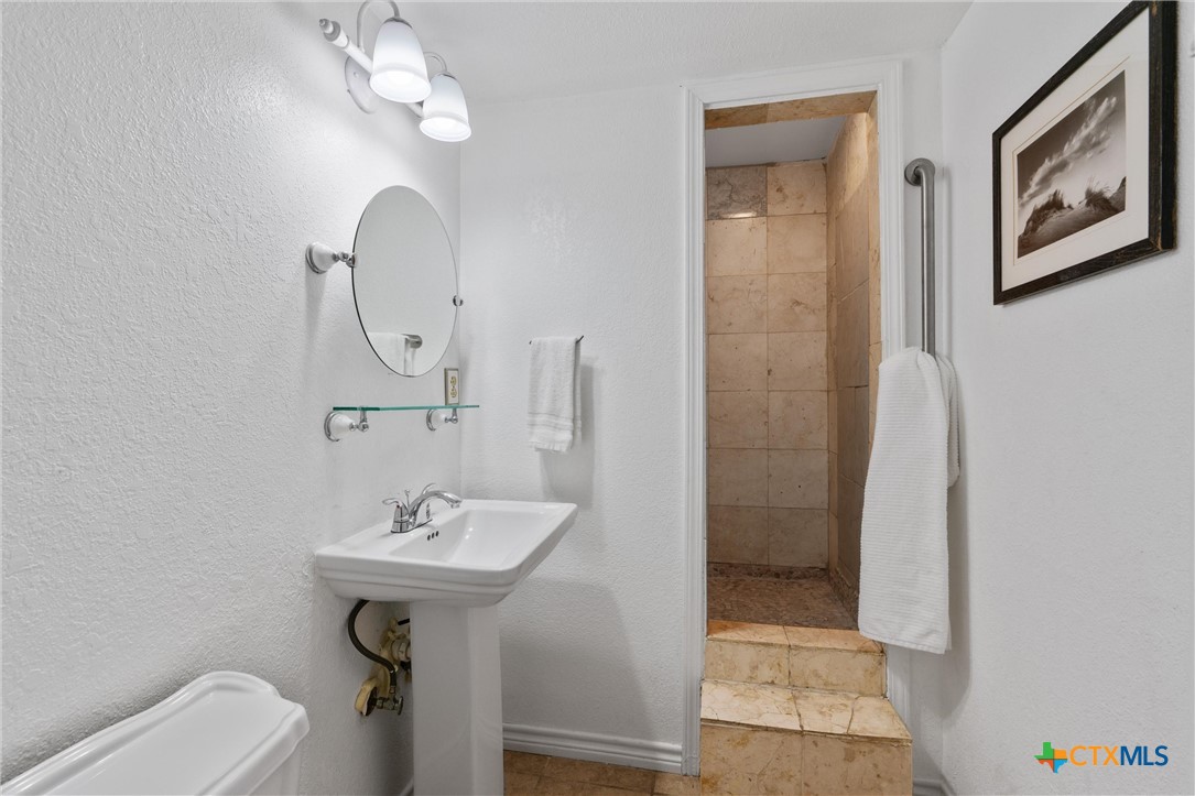 5203 Denmans Loop Belton, TX 76513 - Photo 10 of 26 Full Bathroom Downstairs
