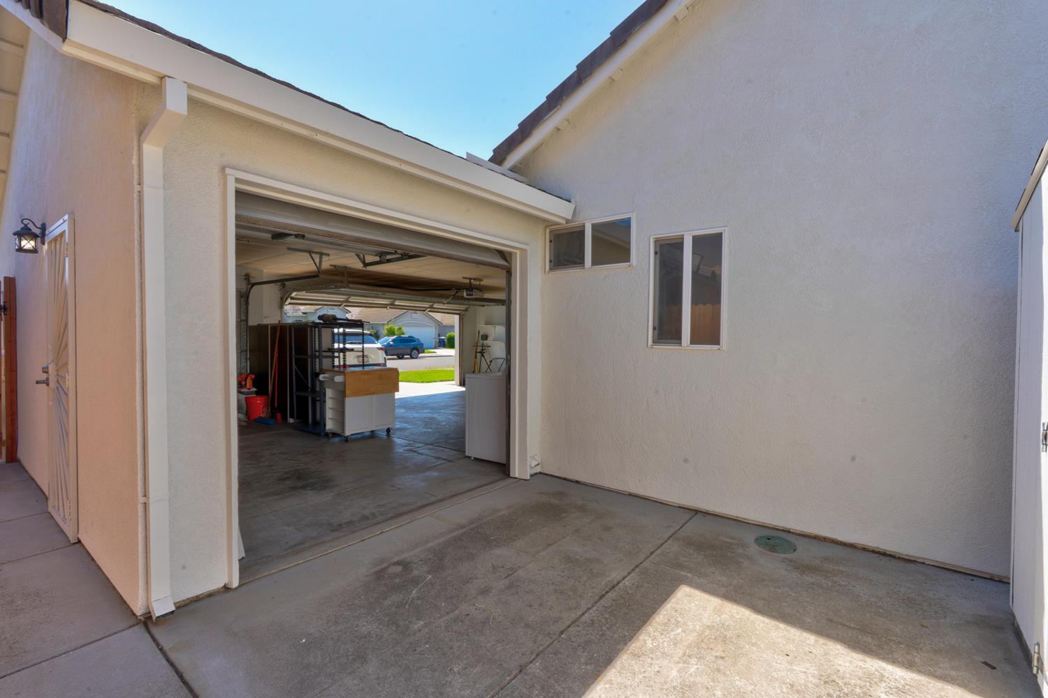 4611 Glimmer Lane Turlock, CA 95382 - Photo 40 of 45