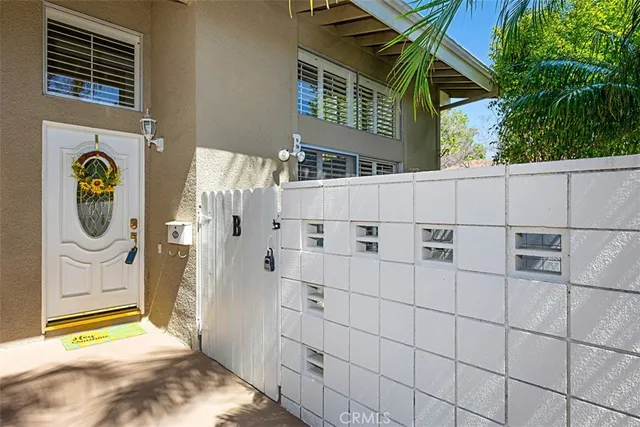 a view of a entryway