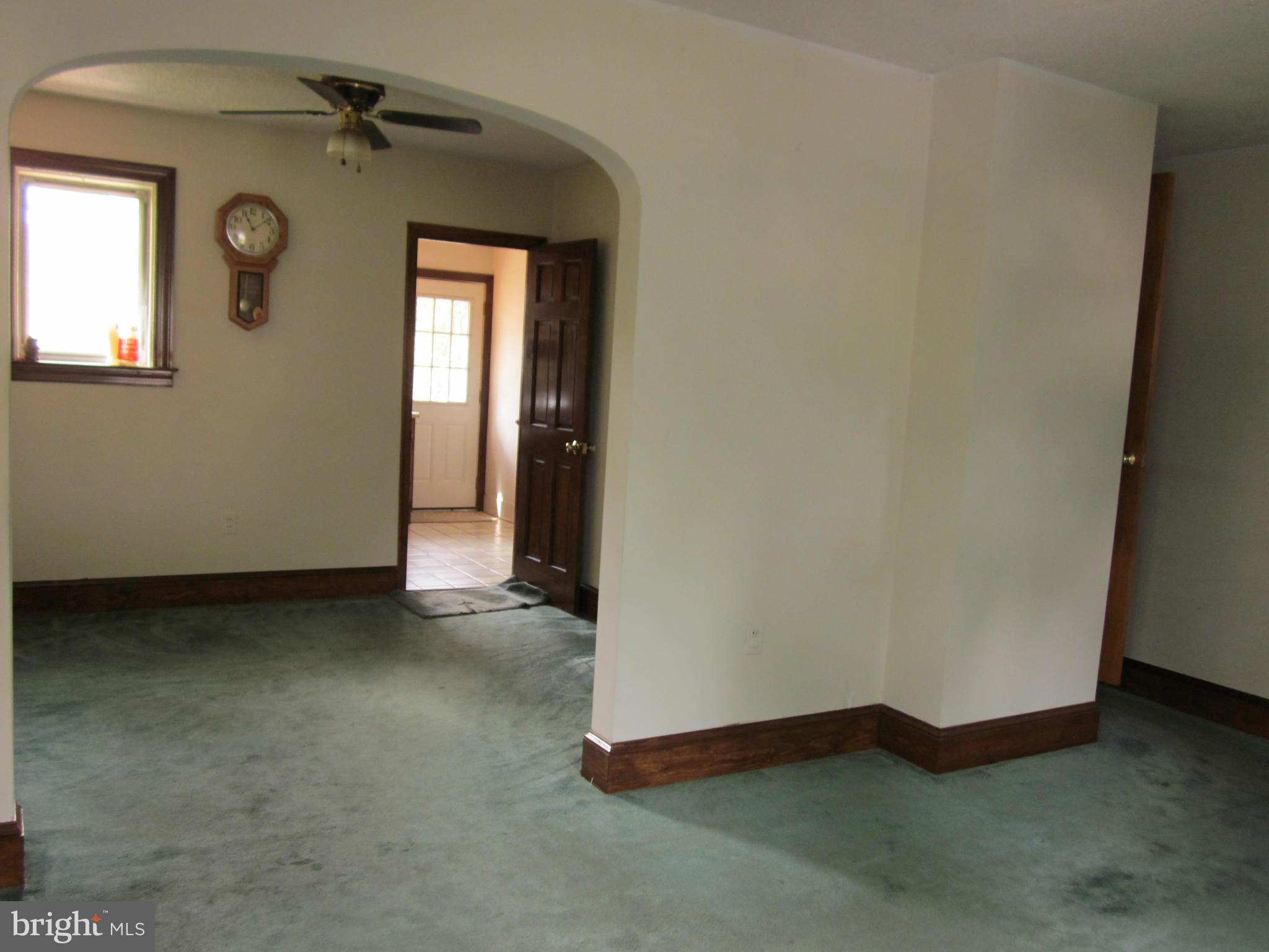 2700 1st Road North Arlington, VA 22201 - Photo 3 of 20 Living Room