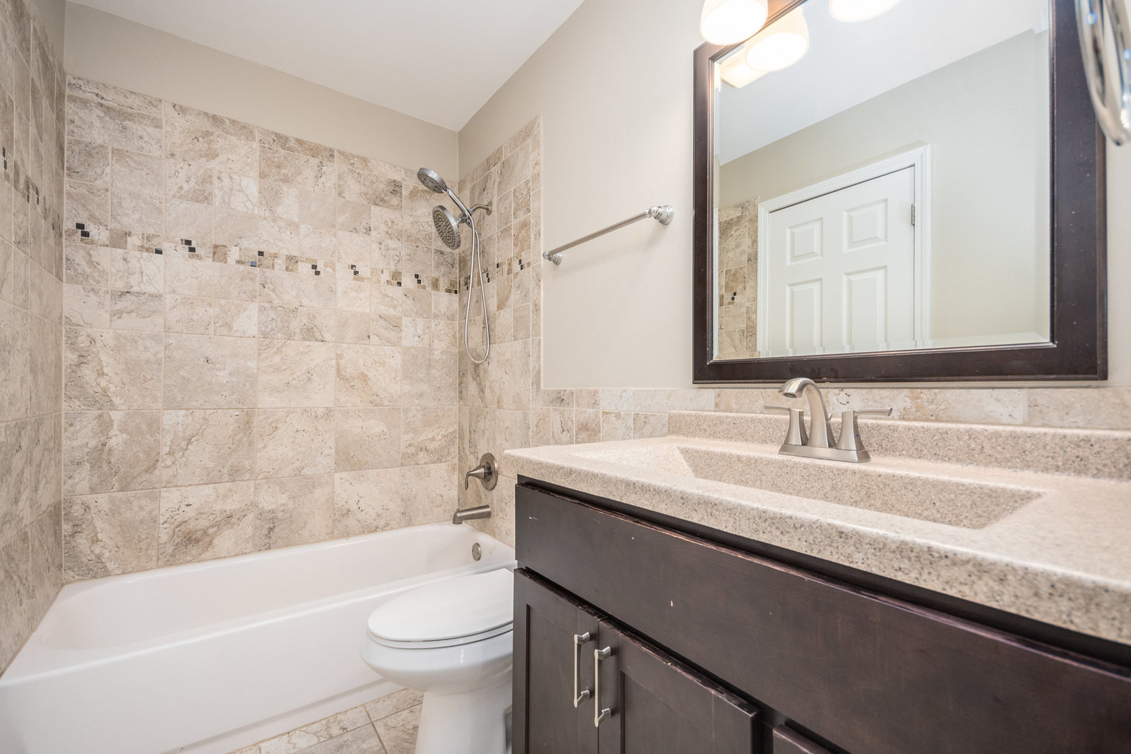 138 Countryside Court Braidwood, IL 60408 - Photo 12 of 26