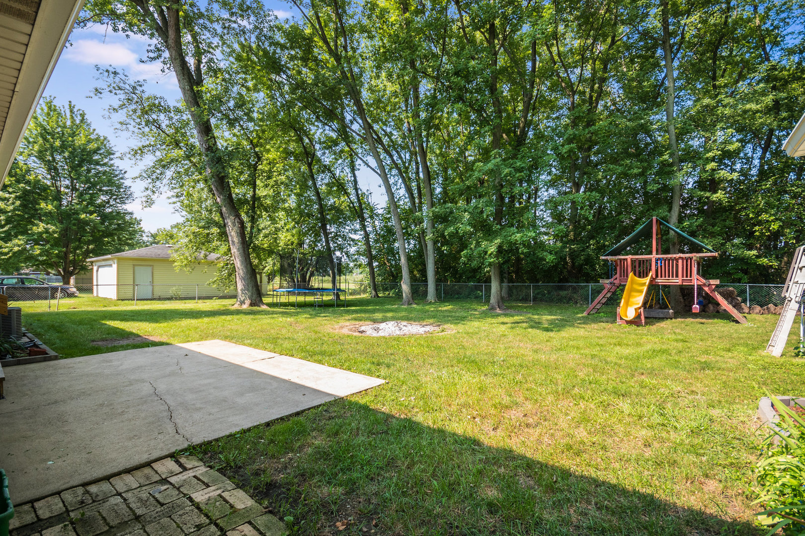 138 Countryside Court Braidwood, IL 60408 - Photo 23 of 26