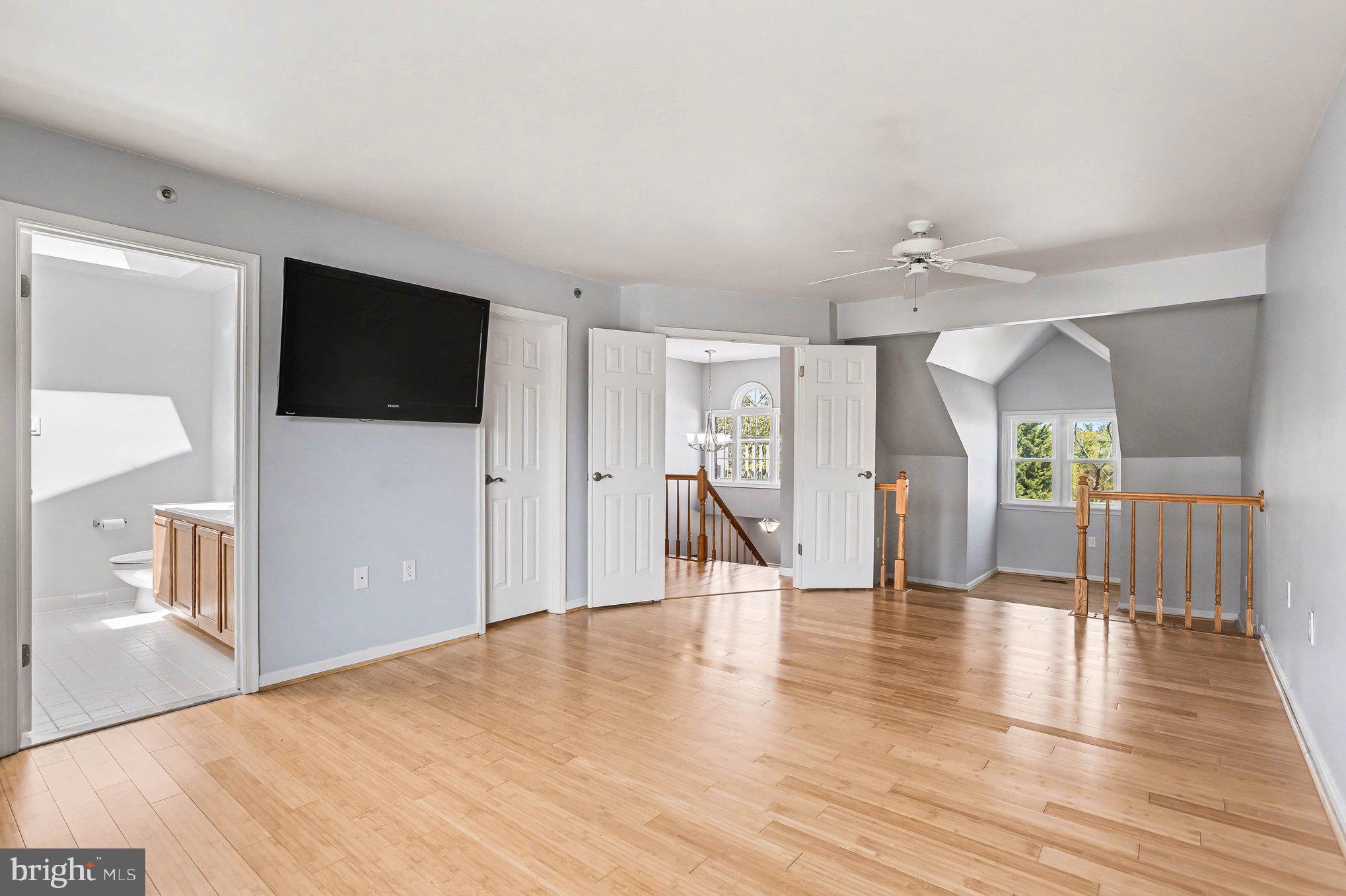 3 Perry Ridge Court Baltimore, MD 21237 - Photo 15 of 31 Spacious, airy loft with natural light.