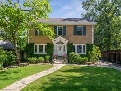 $1,250,000 | 305 Poplar Street, Winnetka, IL 60093