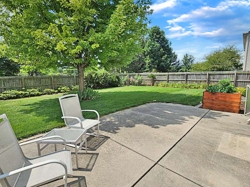 989 Balsam Road Normal, IL 61761 - Photo 35 of 37 Gallery Image 35