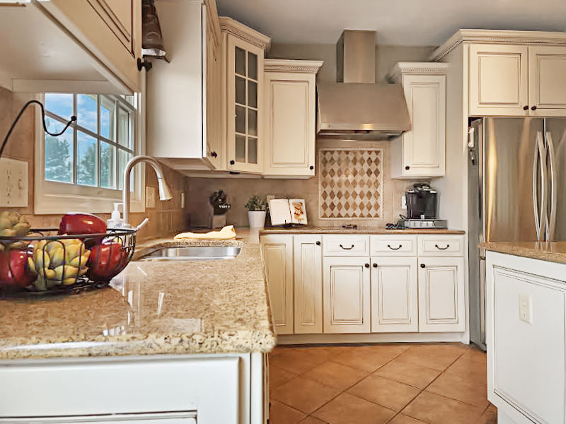 989 Balsam Road Normal, IL 61761 - Photo 5 of 37 Gallery Image 5