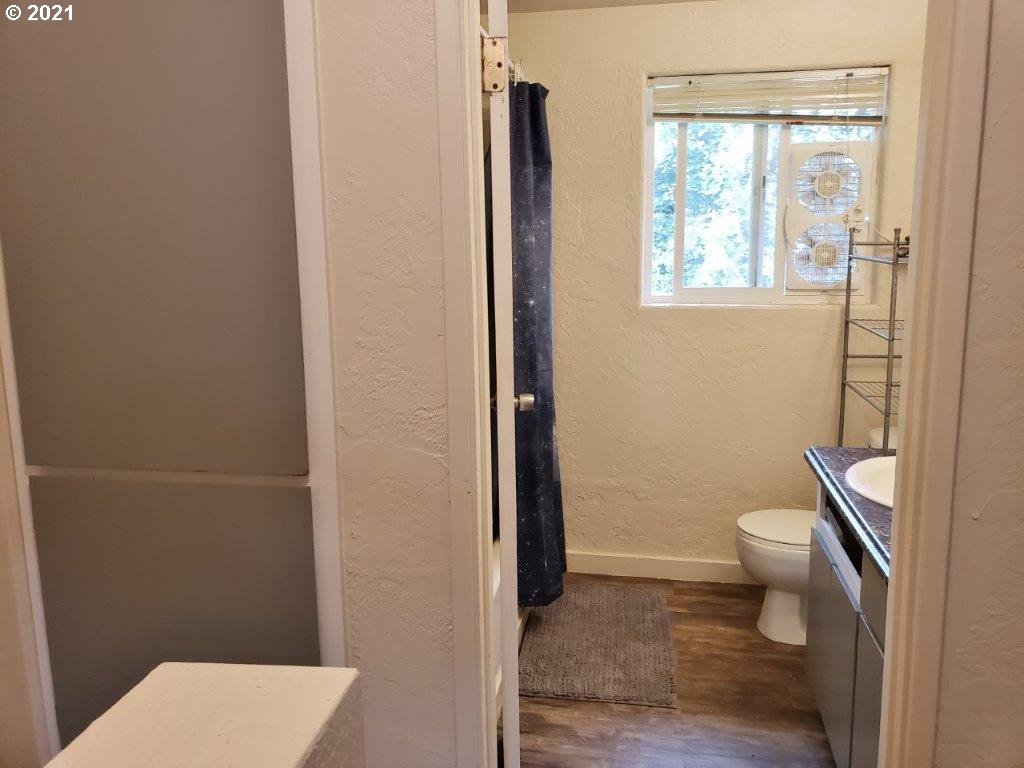 4050 Southway Loop Springfield, OR 97478 - Photo 10 of 17