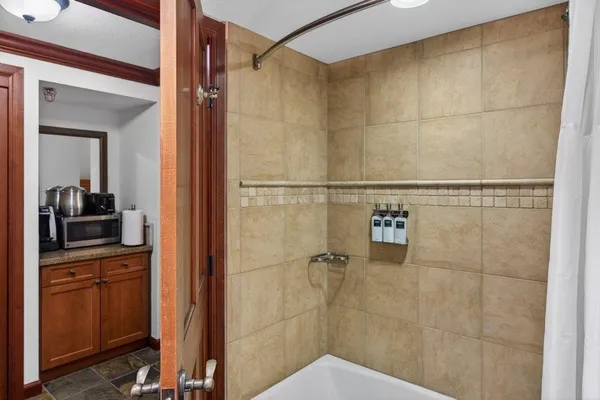 $725,000 | 400 Resort Road, Unit 537539, Olympic Valley, CA 96146