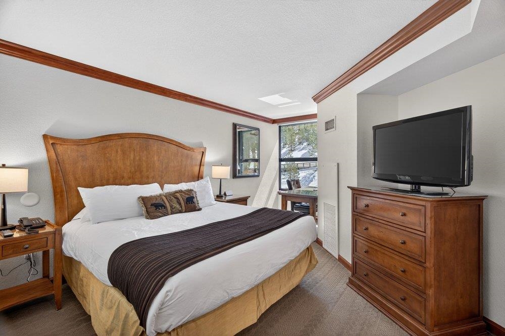 400 Resort Road, Unit 537539 Olympic Valley, CA 96146 - Photo 10 of 28