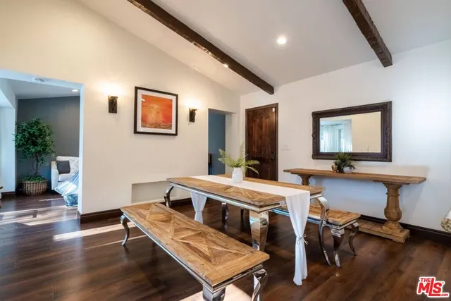 $11,450 | 4555 Mariota Avenue, Toluca Lake, CA 91602