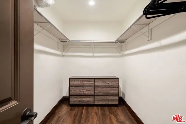 $11,450 | 4555 Mariota Avenue, Toluca Lake, CA 91602