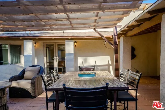 $11,450 | 4555 Mariota Avenue, Toluca Lake, CA 91602