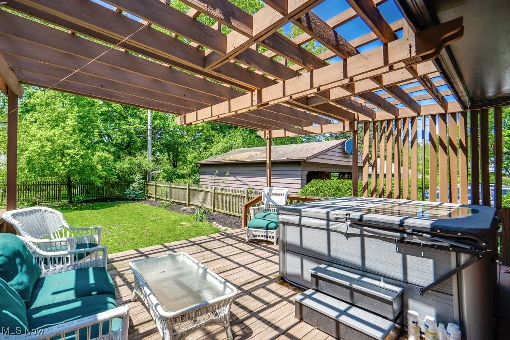 2500 Eaton Road Cleveland, OH 44118 - Photo 9 of 50 View of patio / terrace