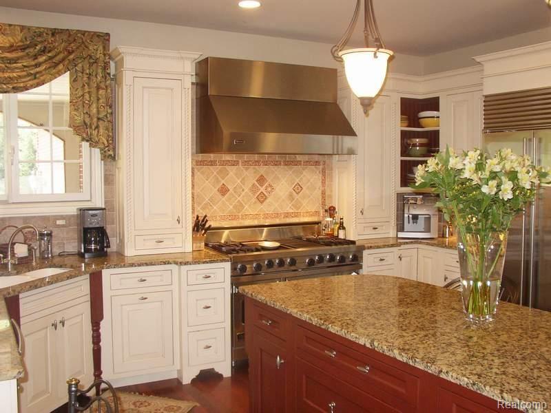 3557 West Tienken Road Rochester, MI 48309 - Photo 8 of 21 Kitchen
