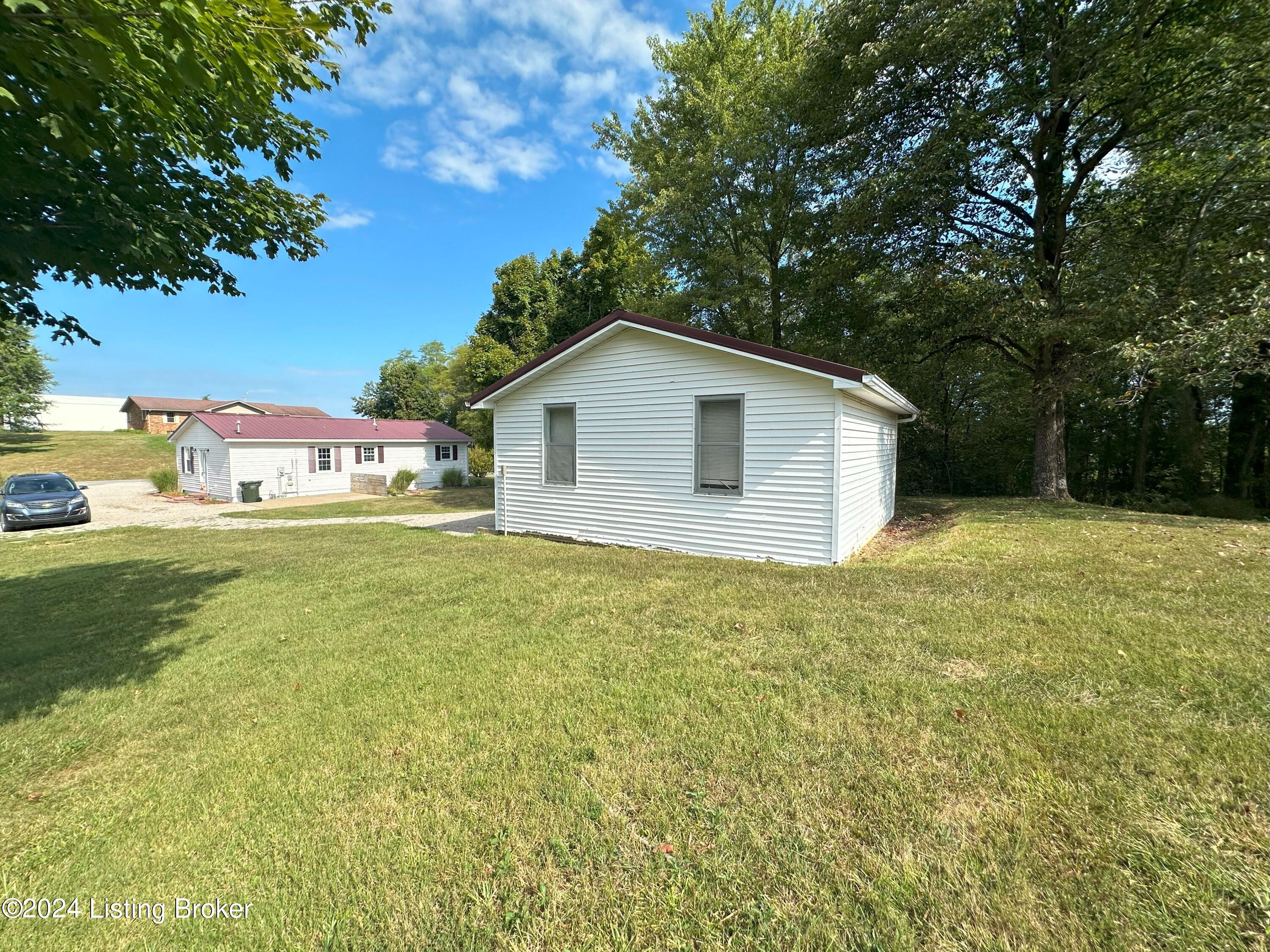 128 Lake Ridge Road Hardinsburg, KY 40143 - Photo 5 of 25 IMG_0910