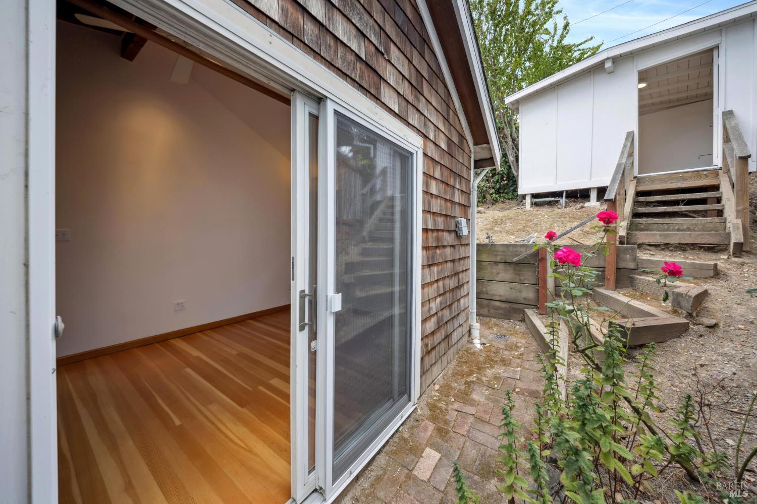 177 Oak Drive San Rafael, CA 94901 - Photo 21 of 27 a view of small space