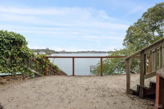 a view of outdoor space with city view