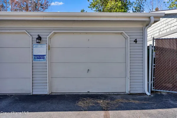 $299,000 | 8233 North Ridgewood Drive, Unit 4, Hayden, ID 83835