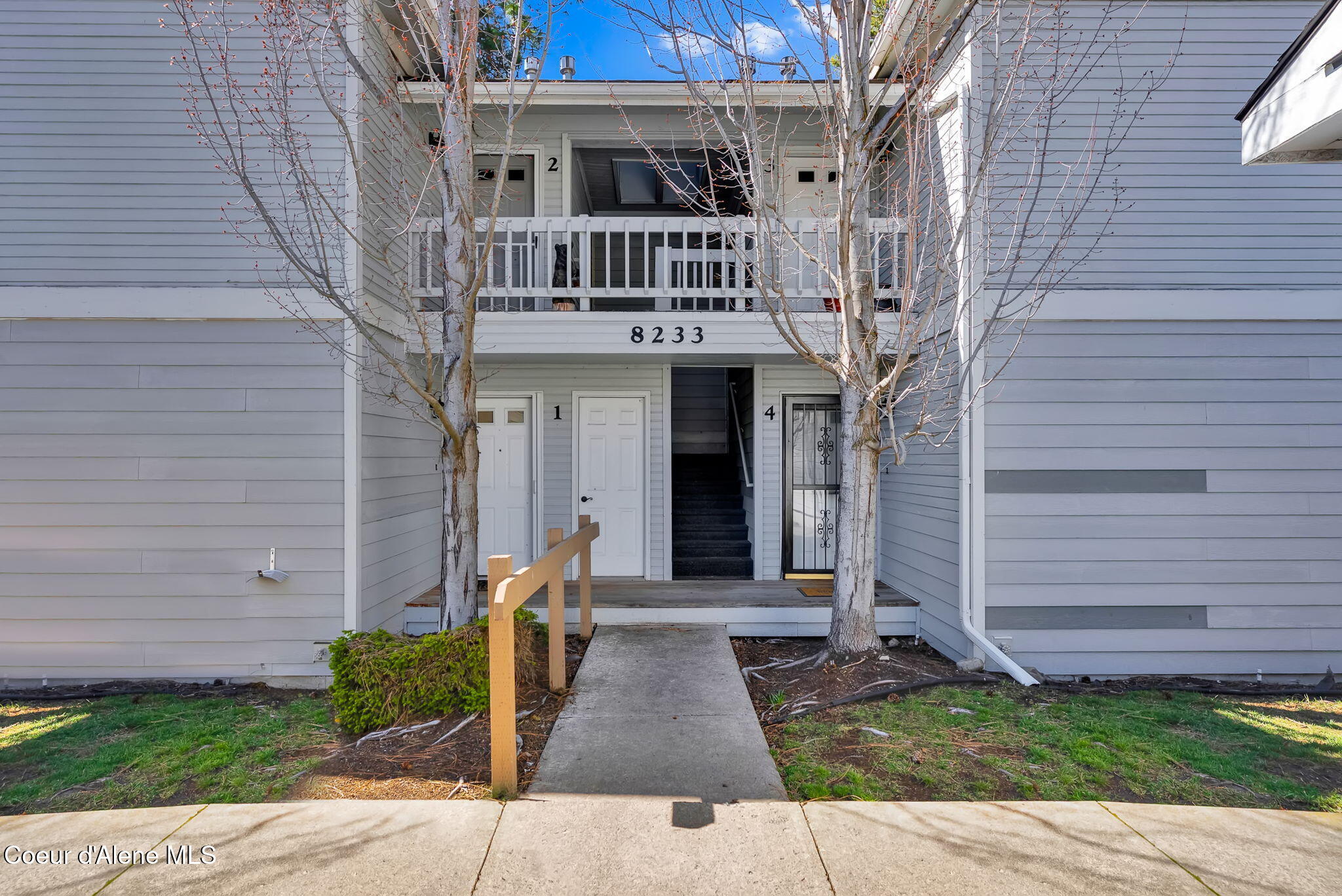 8233 North Ridgewood Drive, Unit 4 Hayden, ID 83835 - Photo 42 of 50 Front of Condo