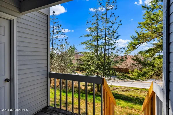 $299,000 | 8233 North Ridgewood Drive, Unit 4, Hayden, ID 83835