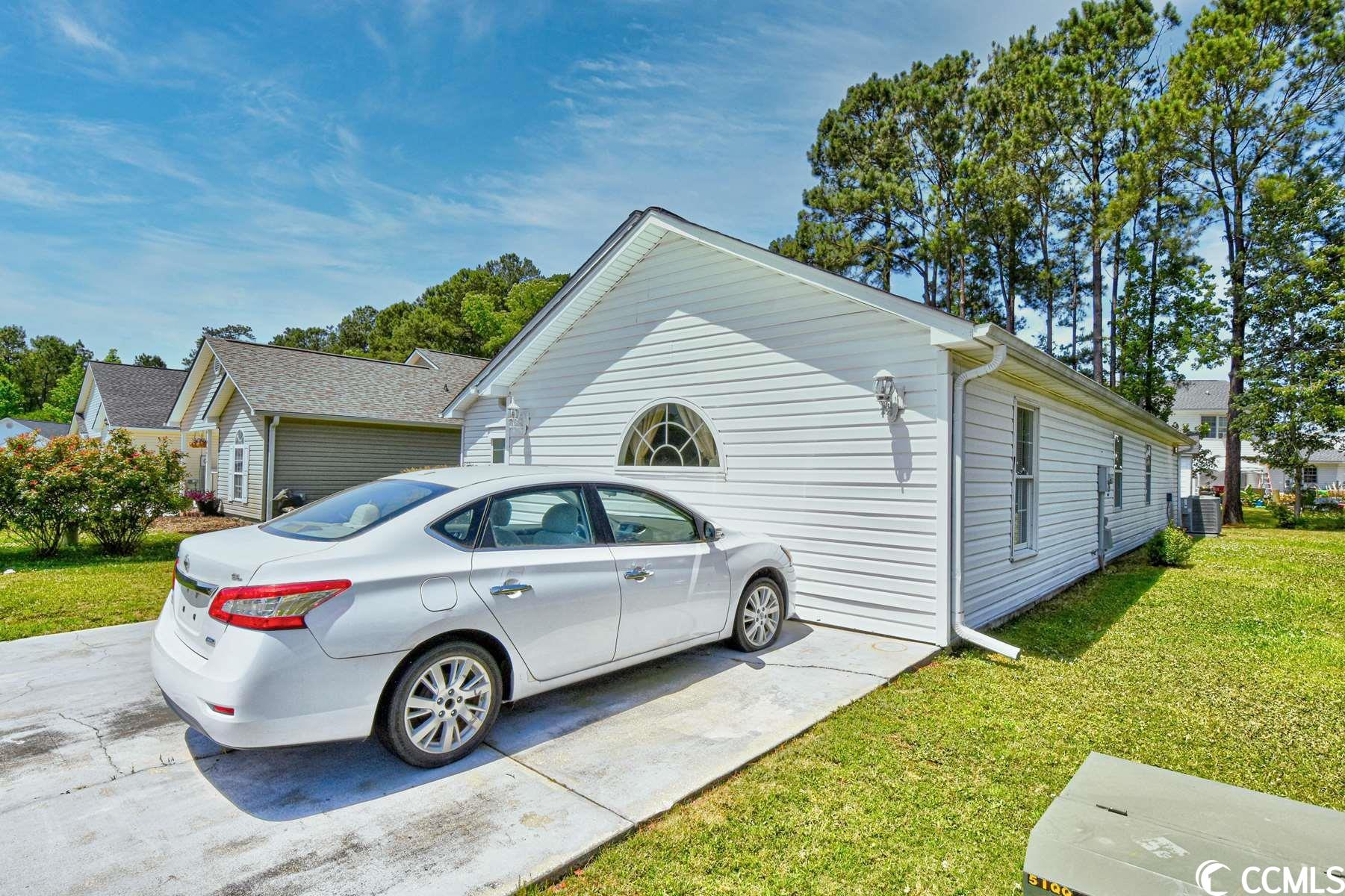 8014 Cone Court Murrells Inlet, SC 29576 - Photo 4 of 39 Gallery Image 4