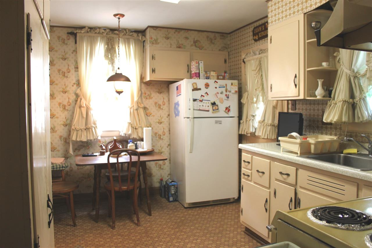 1933 Craig Street Raleigh, NC 27608 - Photo 6 of 24 Photo 6
