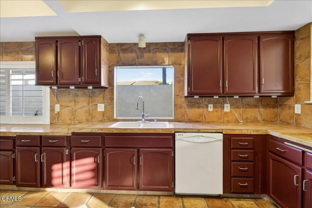 2900 Windward Way Oxnard, CA 93035 - Photo 13 of 57