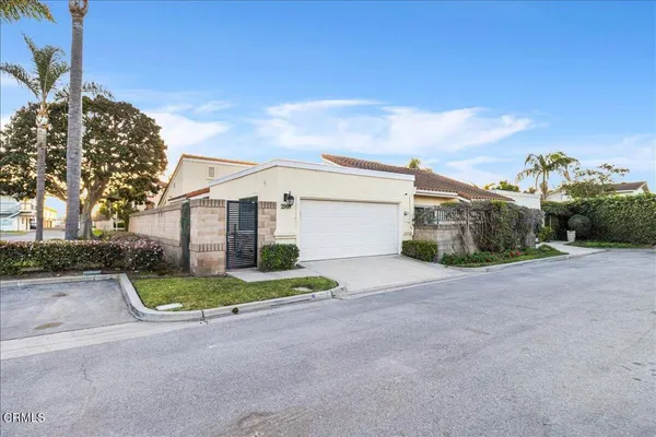 $719,900 | 2900 Windward Way, Oxnard, CA 93035