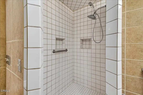 $719,900 | 2900 Windward Way, Oxnard, CA 93035