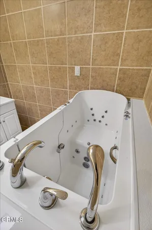 $719,900 | 2900 Windward Way, Oxnard, CA 93035