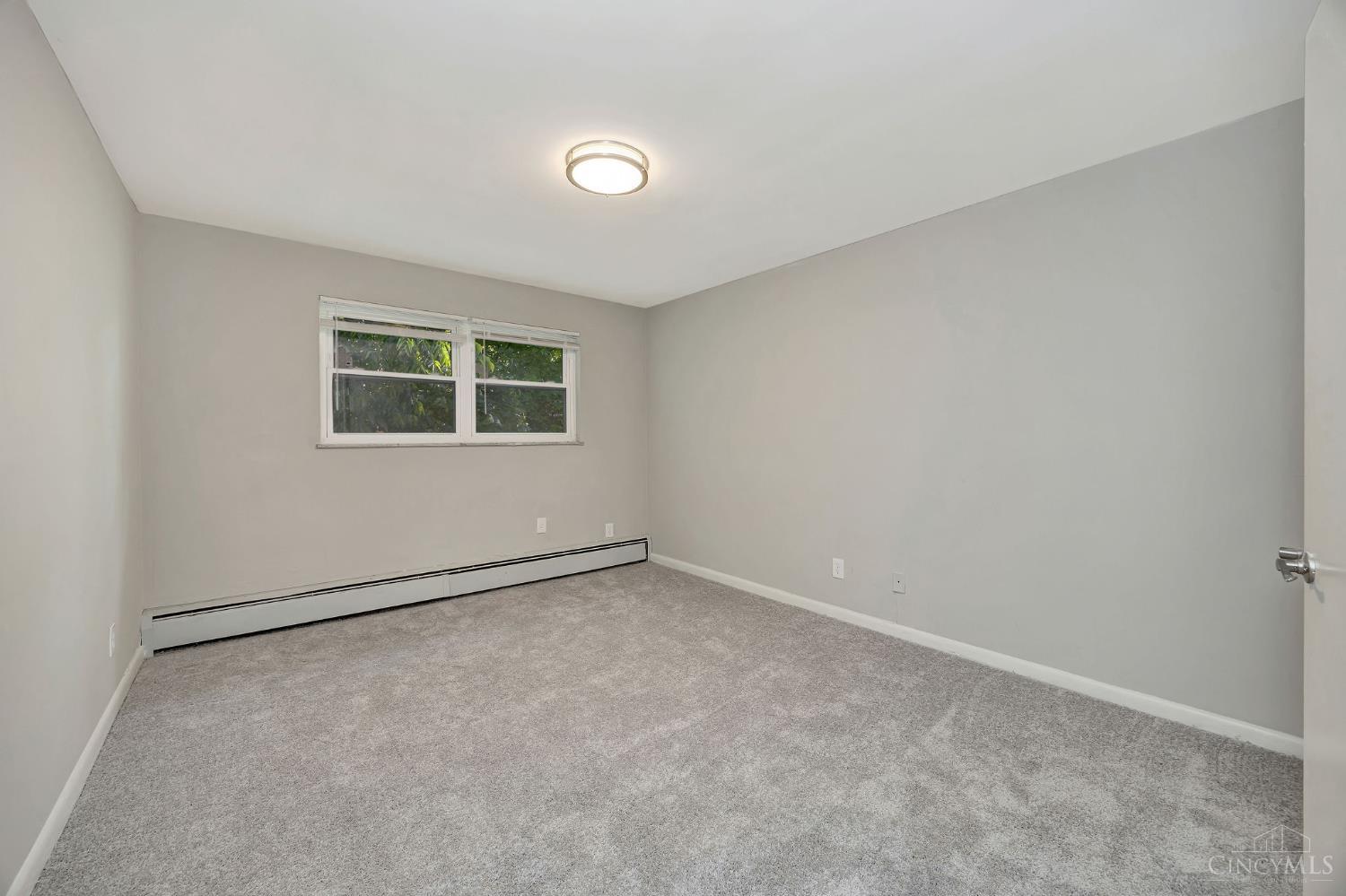 5846 Robison Road Cincinnati, OH 45213 - Photo 13 of 30 Gallery Image 13
