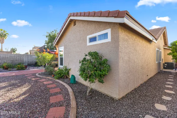$455,000 | 922 West Hudson Way, Gilbert, AZ 85233