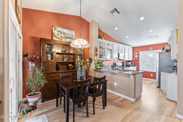 $455,000 | 922 West Hudson Way, Gilbert, AZ 85233