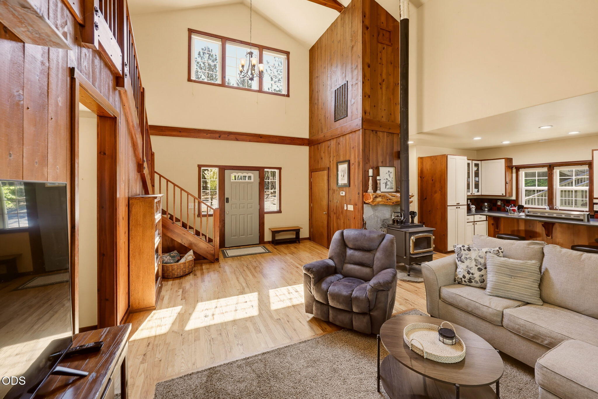 255 Janice Way Merlin, OR 97532 - Photo 11 of 80