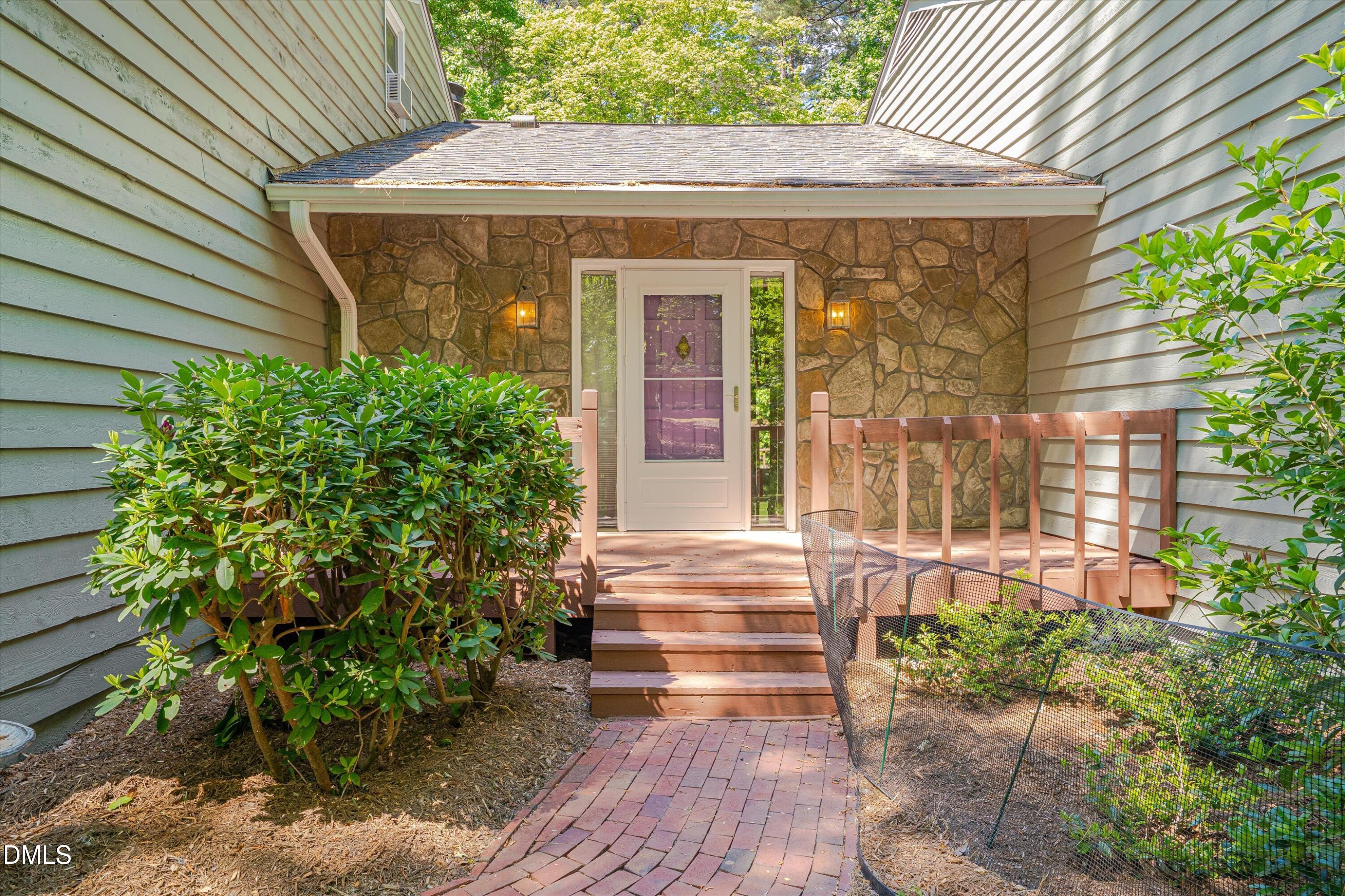 10709 Lowery Drive Raleigh, NC 27615 - Photo 12 of 49 05-10709 Lowery Drive-5