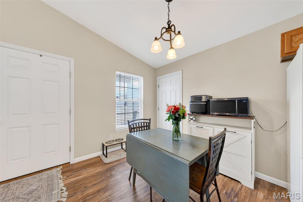 220 Beech Tree Drive Troy, MO 63379 - Photo 13 of 42