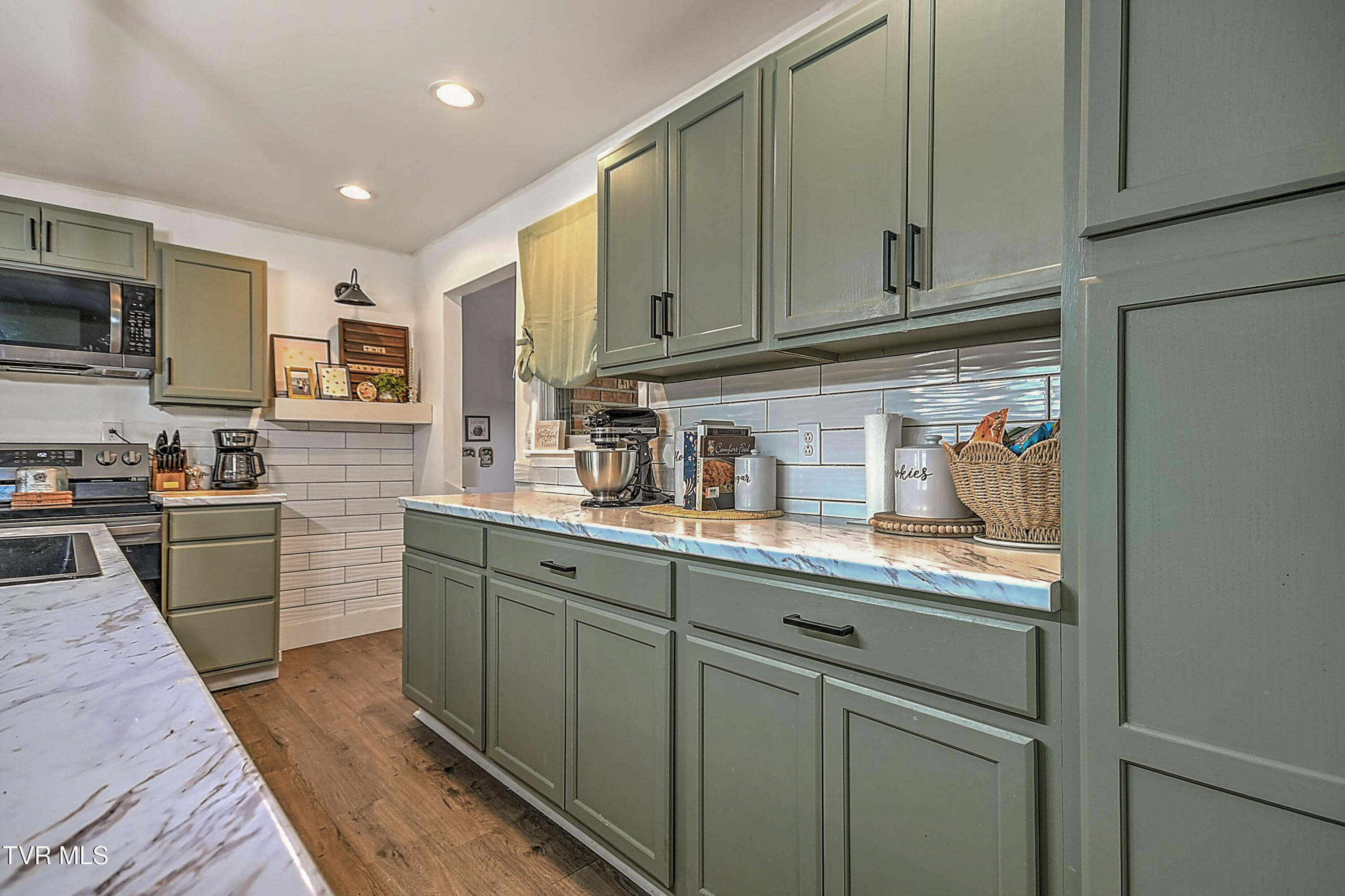 359 Maple Gap Road Swords Creek, VA 24649 - Photo 21 of 49 359 Maple Gap Rd AB-16