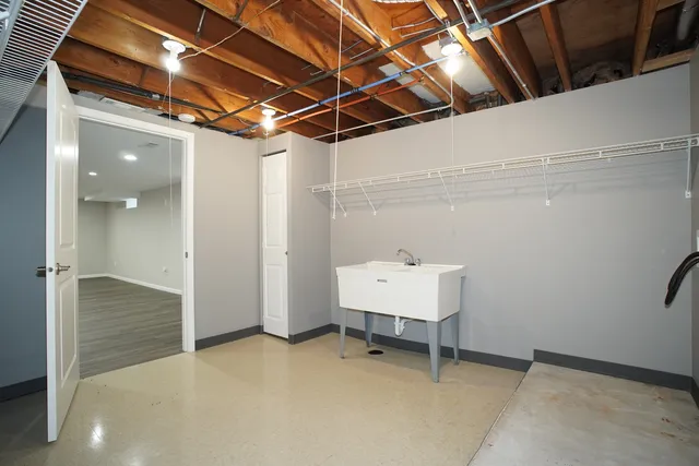 $3,000 | 6092 Cleveland Street, Merrillville, IN 46410