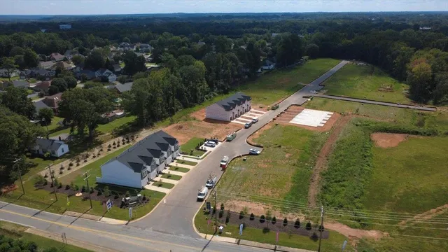 $194,900 | 2035 Hillman Way, Roebuck, SC 29376