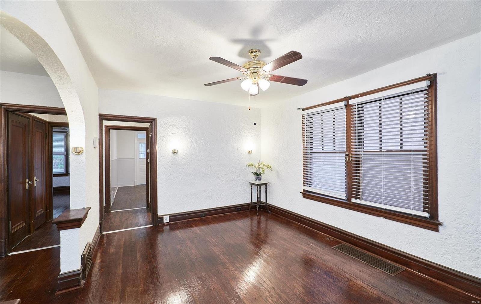 3828 Morgan Ford Road St. Louis, MO 63116 - Photo 12 of 54 Gallery Image 12