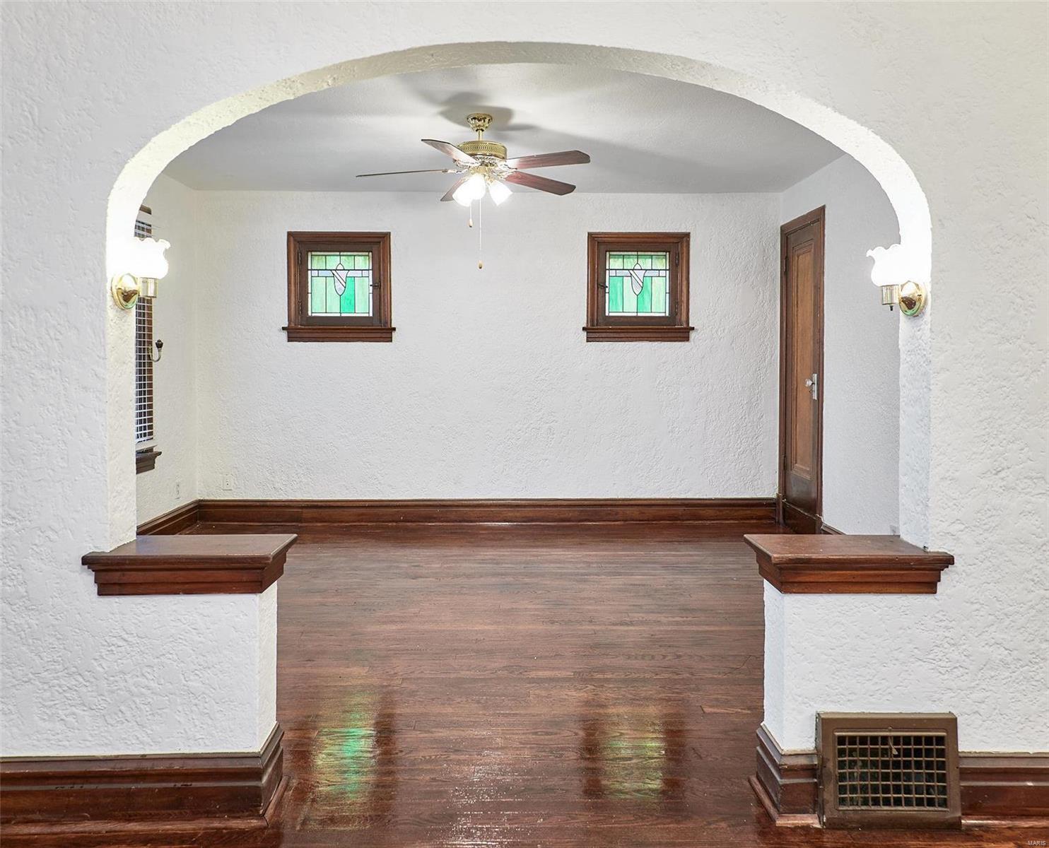 3828 Morgan Ford Road St. Louis, MO 63116 - Photo 13 of 54 Gallery Image 13